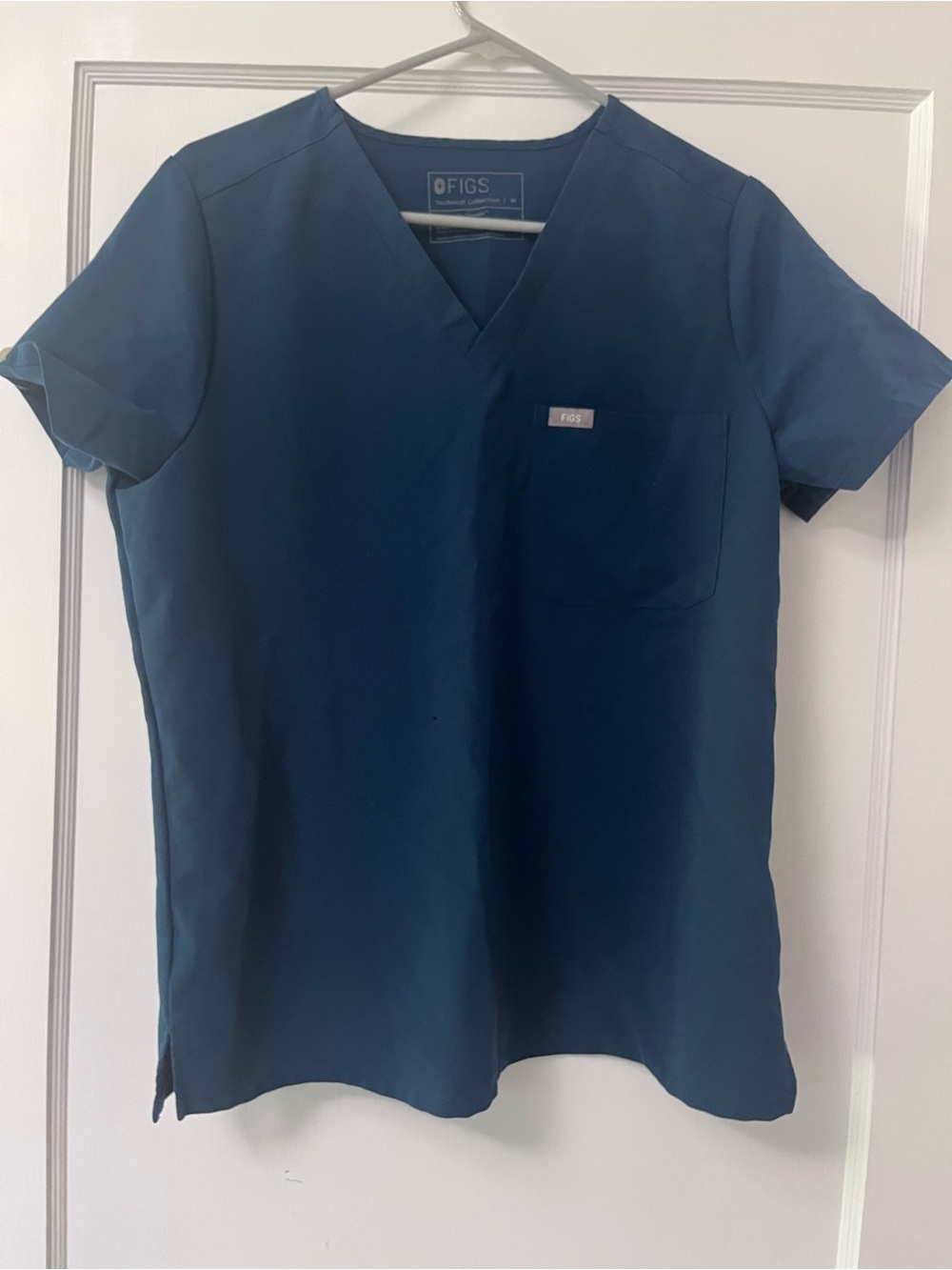 Fig’s Women’s One Pocket Dark Teal Short Sleeved Scrub Top